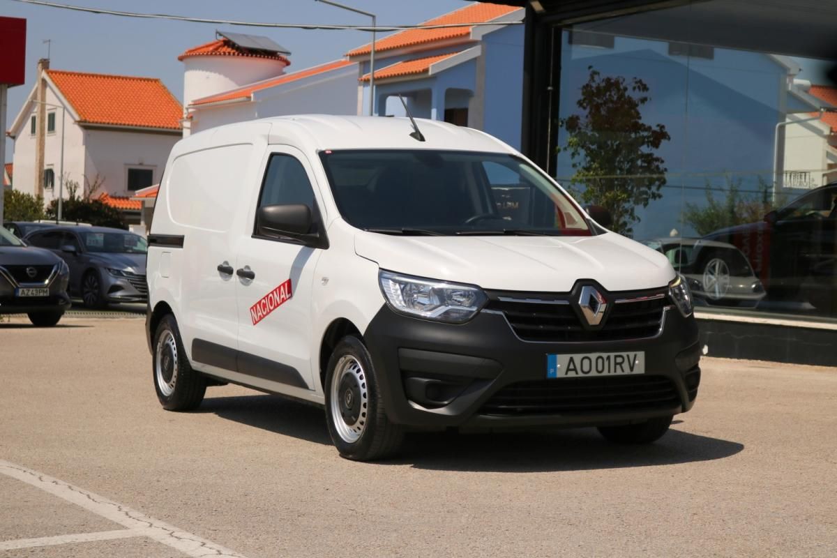 renault-kangoo-2022-diesel-1500cc
