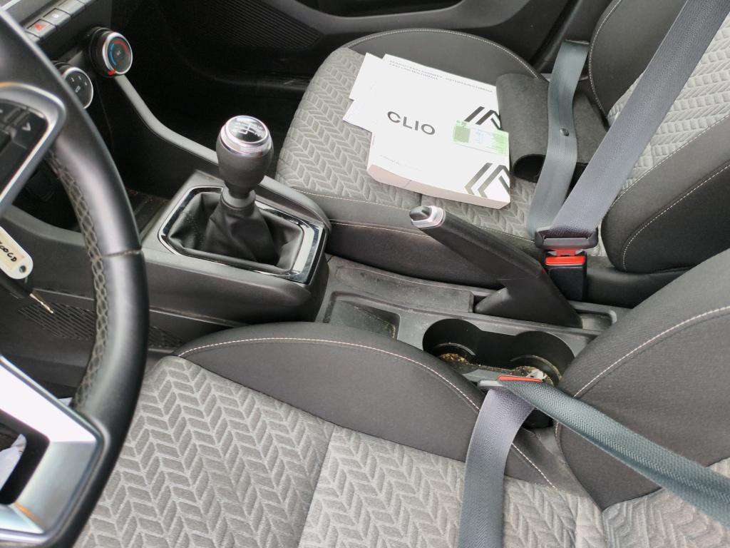 renault-clio-2023-diesel-1500cc