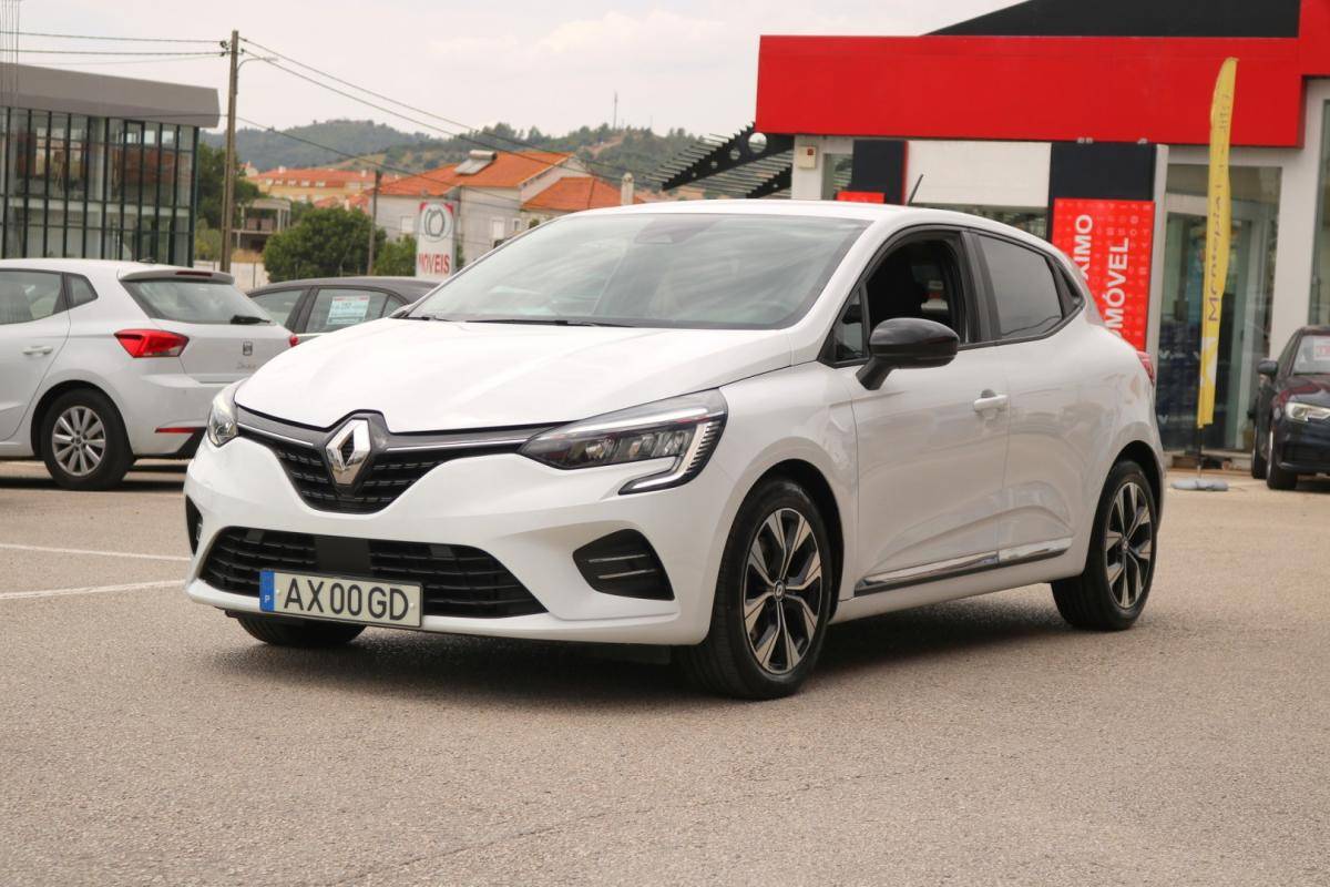 renault-clio-2023-diesel-1500cc