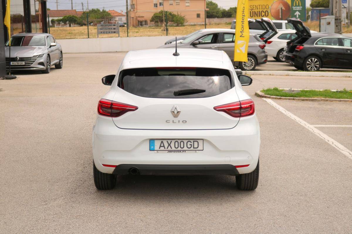 renault-clio-2023-diesel-1500cc