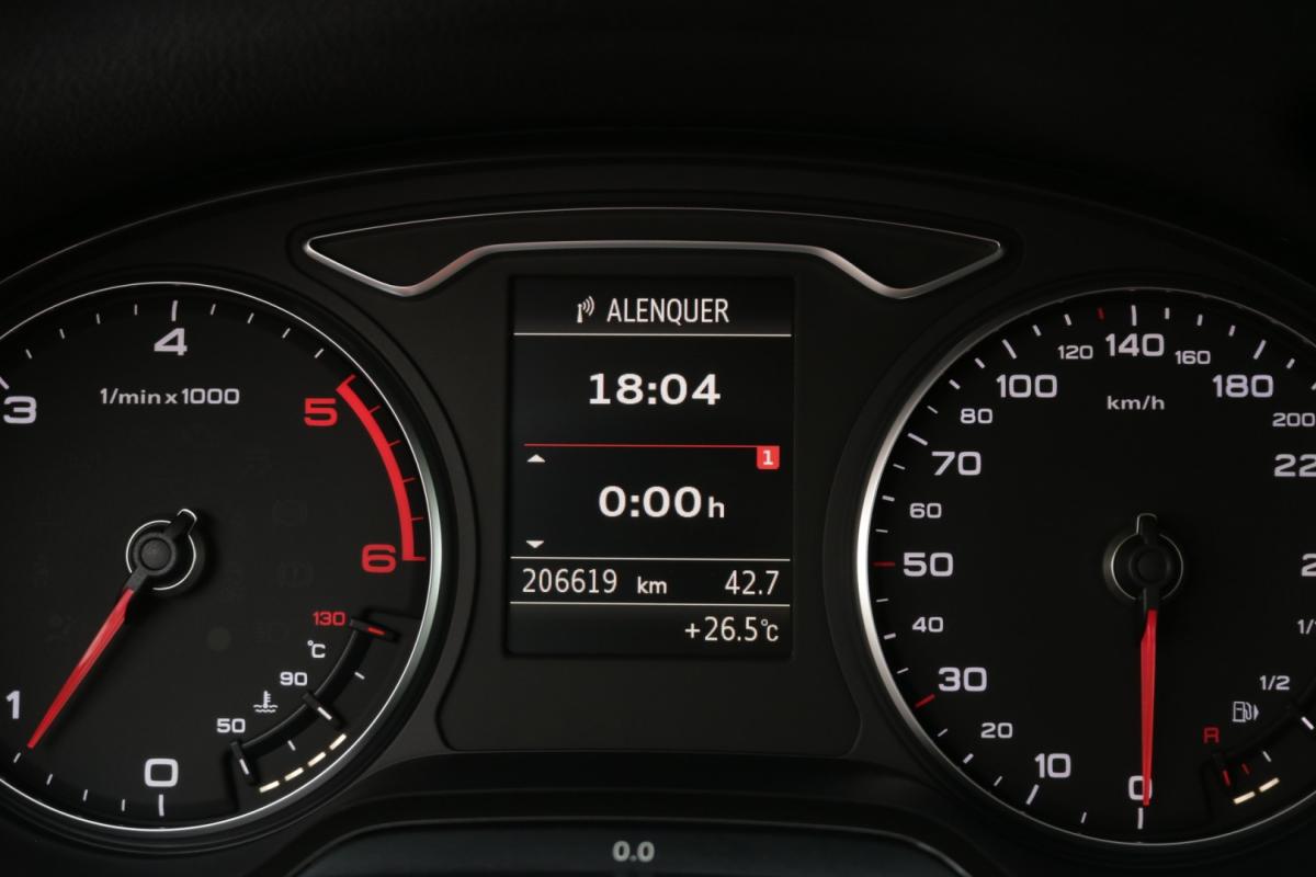 audi-a3-sportback-2015-diesel-2000cc