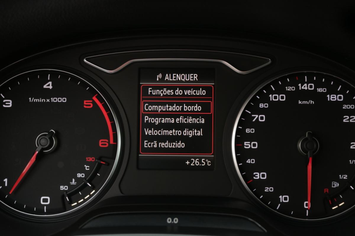 audi-a3-sportback-2015-diesel-2000cc
