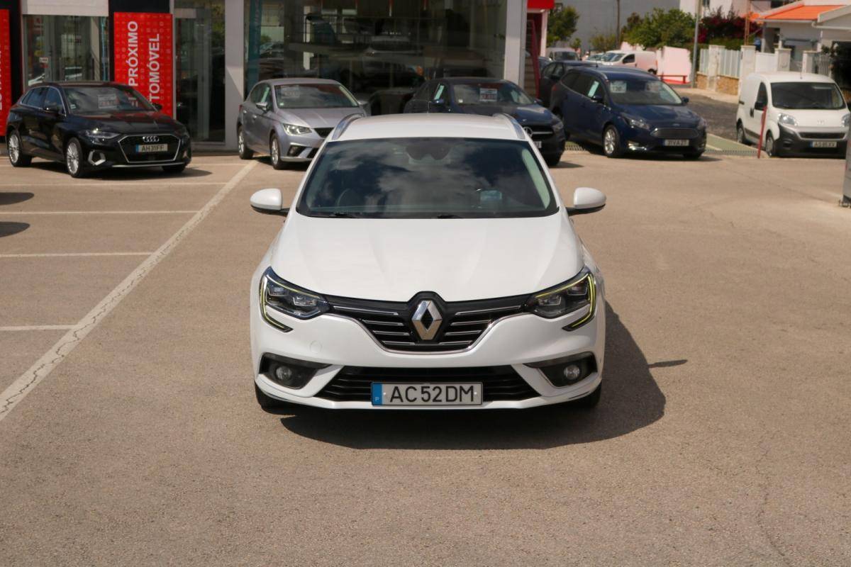 renault-megane-sport-tourer-2020-diesel-1500cc