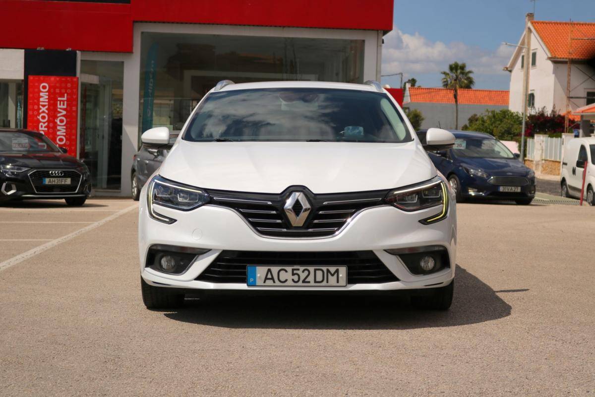 renault-megane-sport-tourer-2020-diesel-1500cc