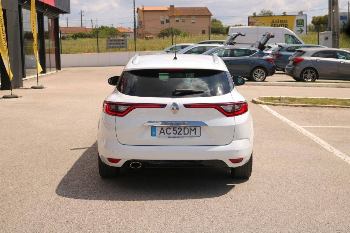 renault-megane-sport-tourer-2020-diesel-1500cc