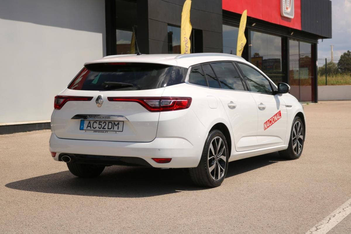 renault-megane-sport-tourer-2020-diesel-1500cc