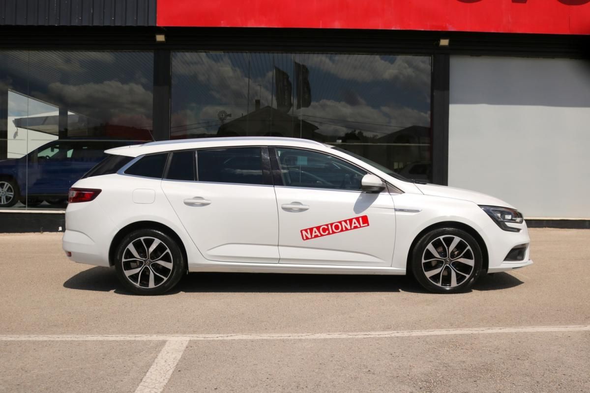 renault-megane-sport-tourer-2020-diesel-1500cc