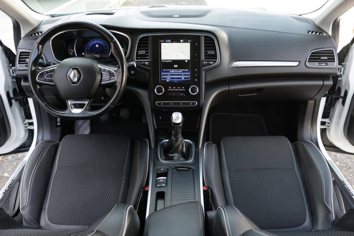 renault-megane-sport-tourer-2020-diesel-1500cc