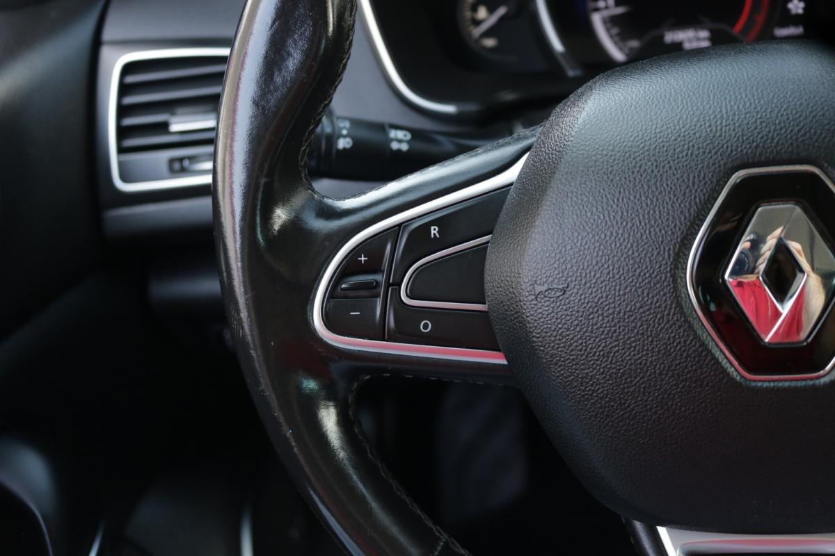 renault-megane-sport-tourer-2020-diesel-1500cc