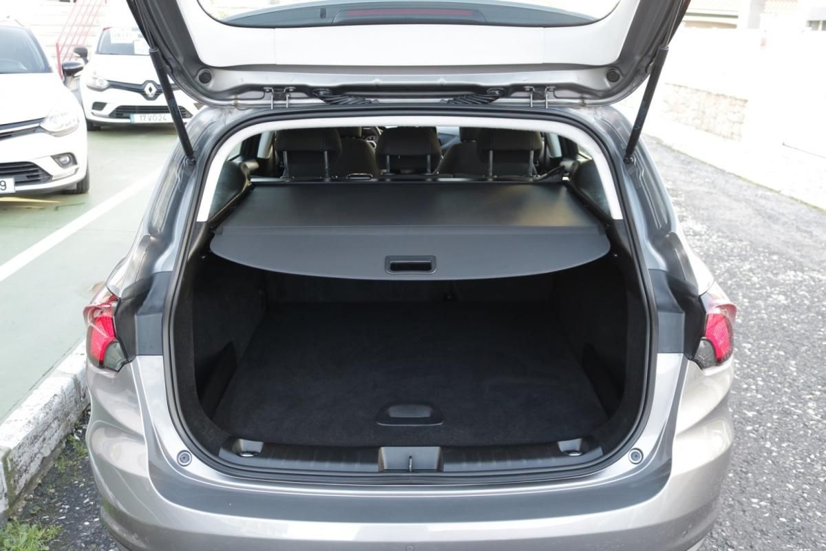 fiat-tipo-station-wagon-2022-diesel-1300cc