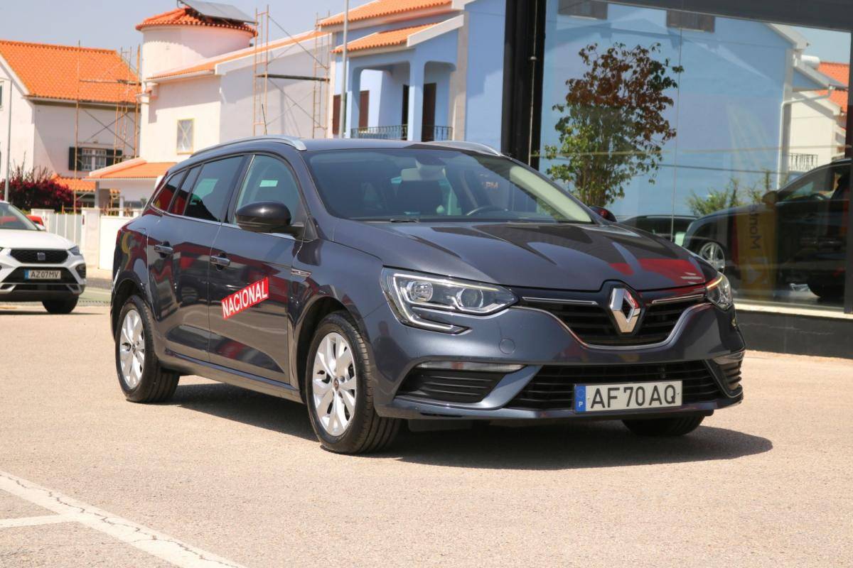 renault-megane-sport-tourer-2021-diesel-1500cc