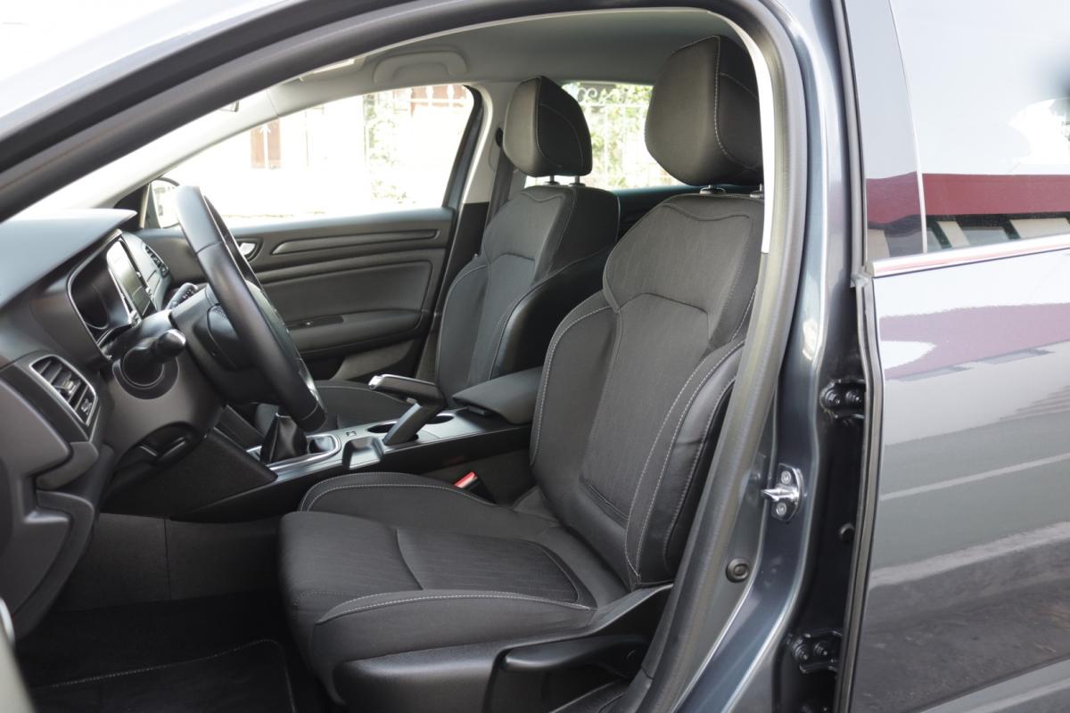 renault-megane-sport-tourer-2021-diesel-1500cc