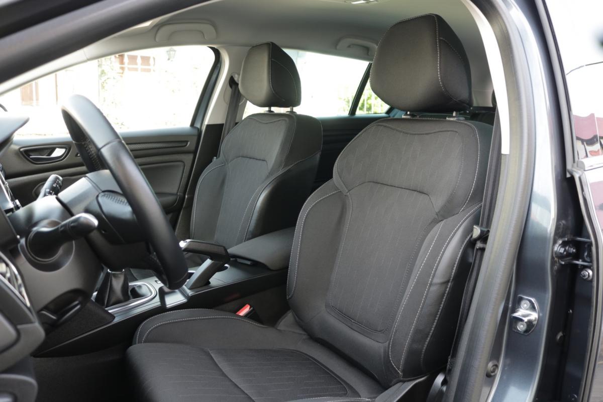 renault-megane-sport-tourer-2021-diesel-1500cc