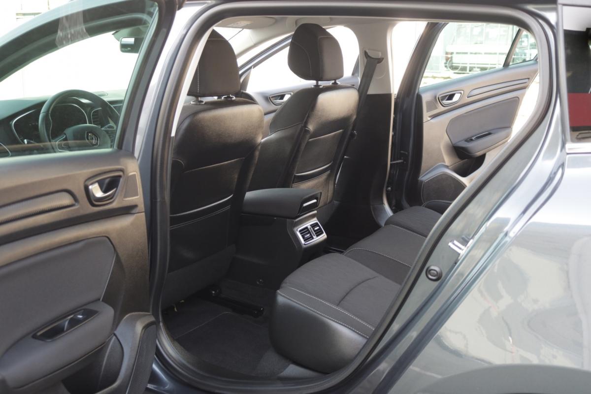 renault-megane-sport-tourer-2021-diesel-1500cc