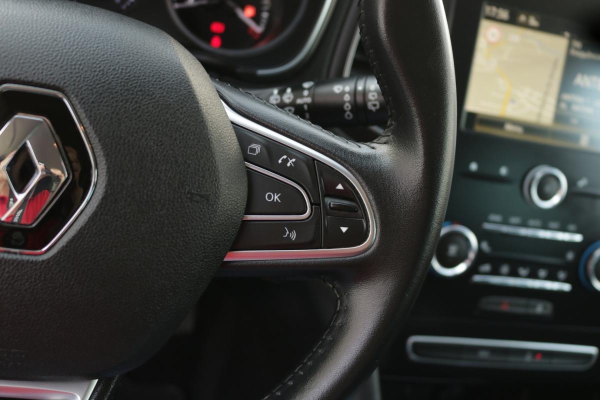 renault-megane-sport-tourer-2021-diesel-1500cc
