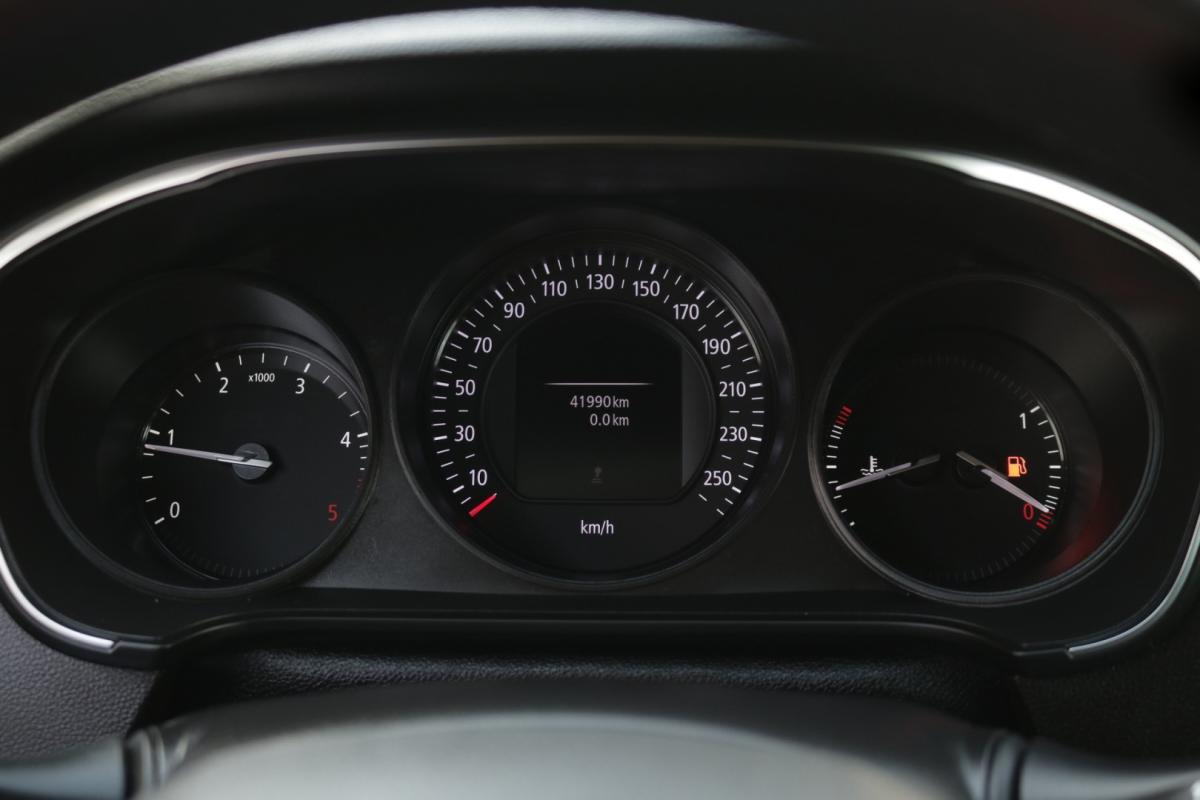 renault-megane-sport-tourer-2021-diesel-1500cc