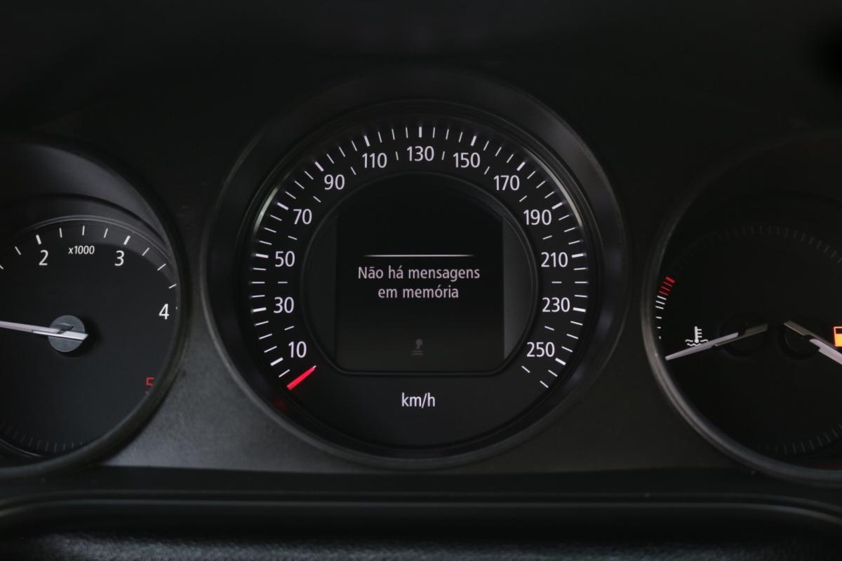renault-megane-sport-tourer-2021-diesel-1500cc