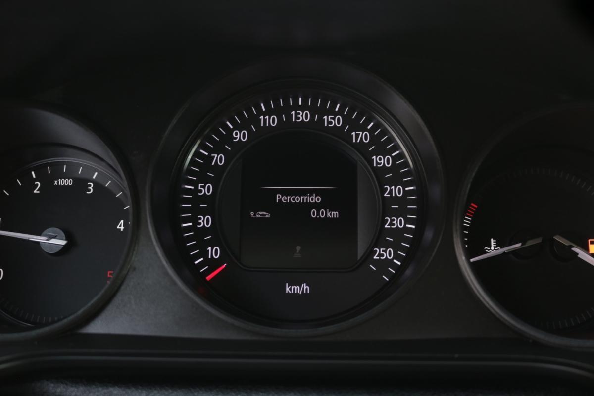 renault-megane-sport-tourer-2021-diesel-1500cc