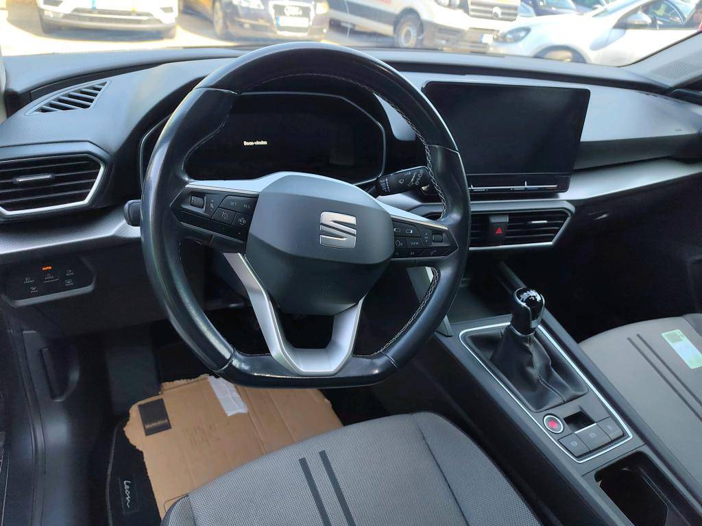seat-leon-2022-diesel-2000cc