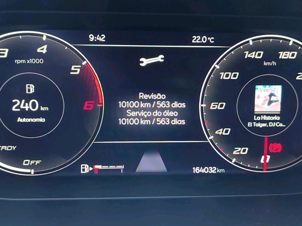 seat-leon-2022-diesel-2000cc