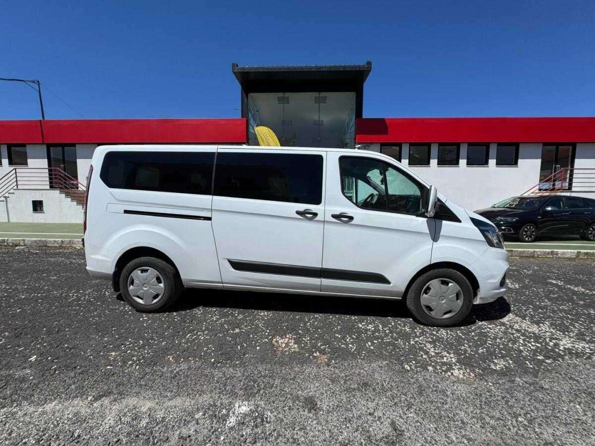 ford-transit-2023-diesel-2000cc