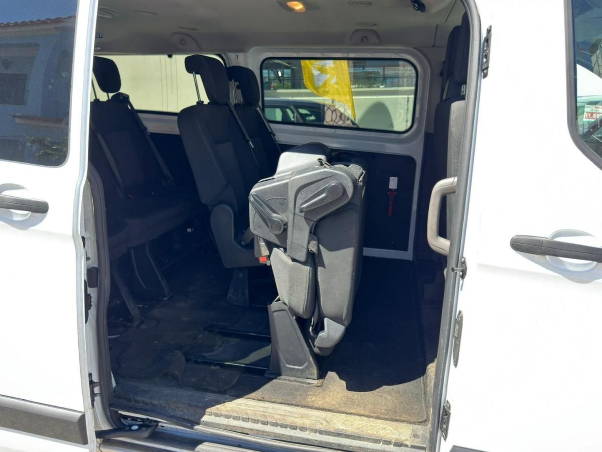 ford-transit-2023-diesel-2000cc