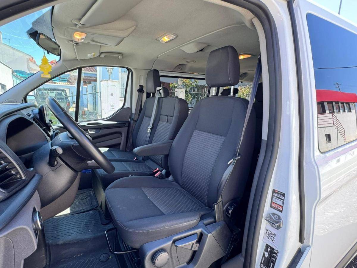ford-transit-2023-diesel-2000cc