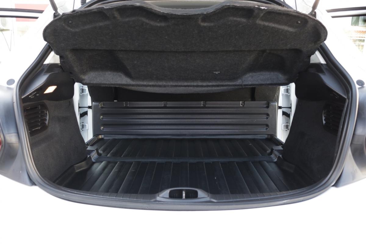 peugeot-208-2018-diesel-1600cc