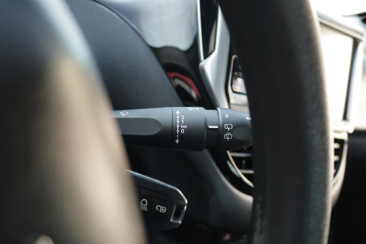 peugeot-208-2018-diesel-1600cc