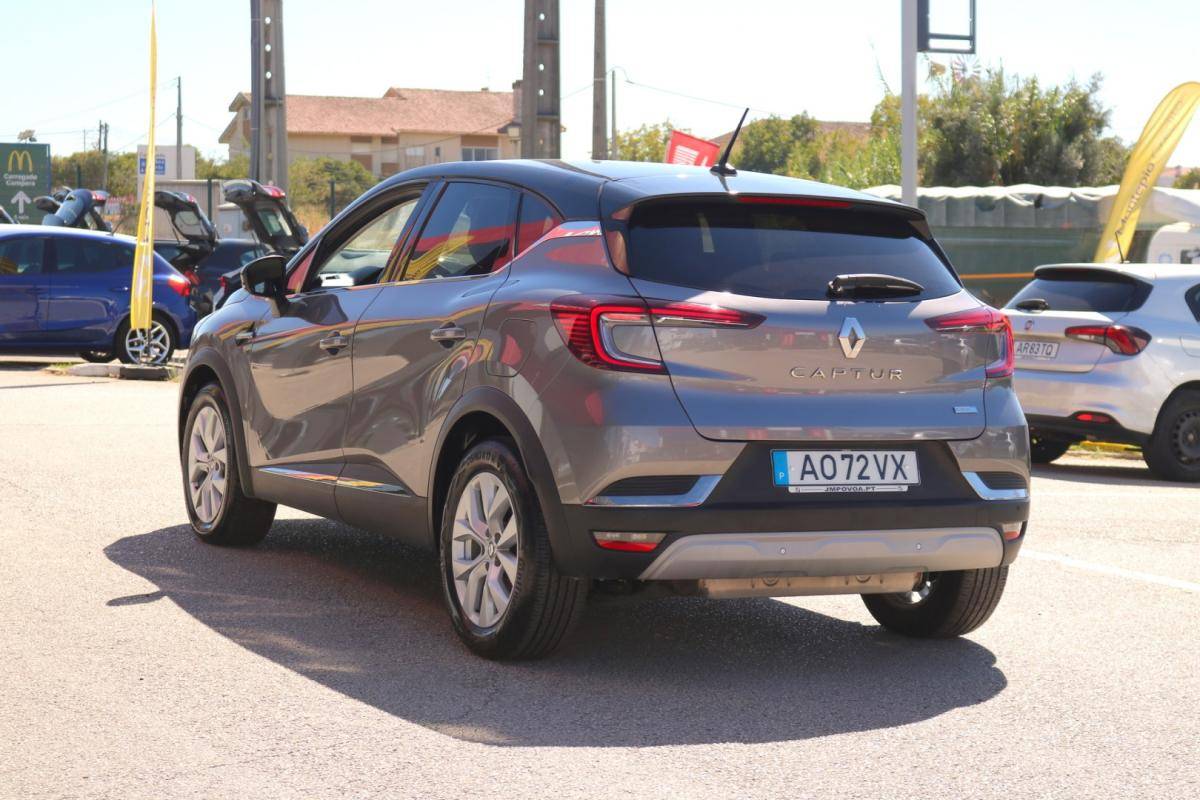 renault-captur-2022-hibrido-1600cc