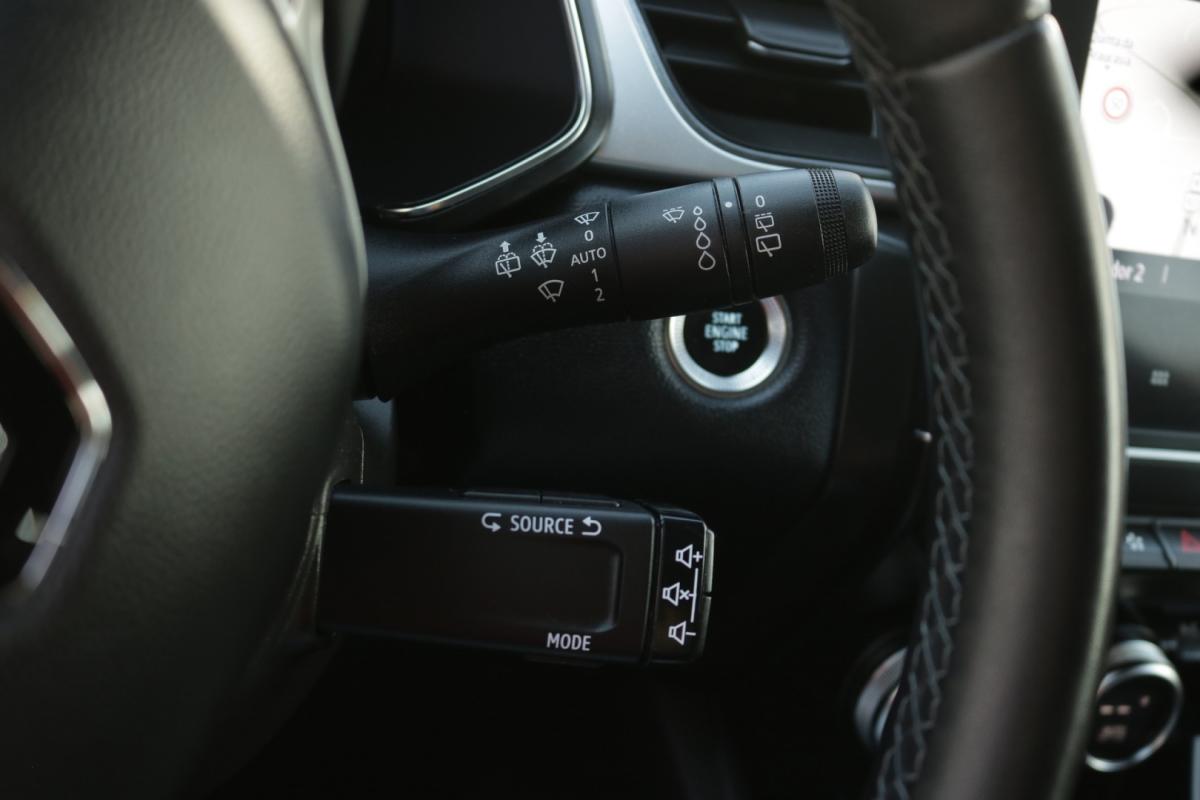 renault-captur-2022-hibrido-1600cc