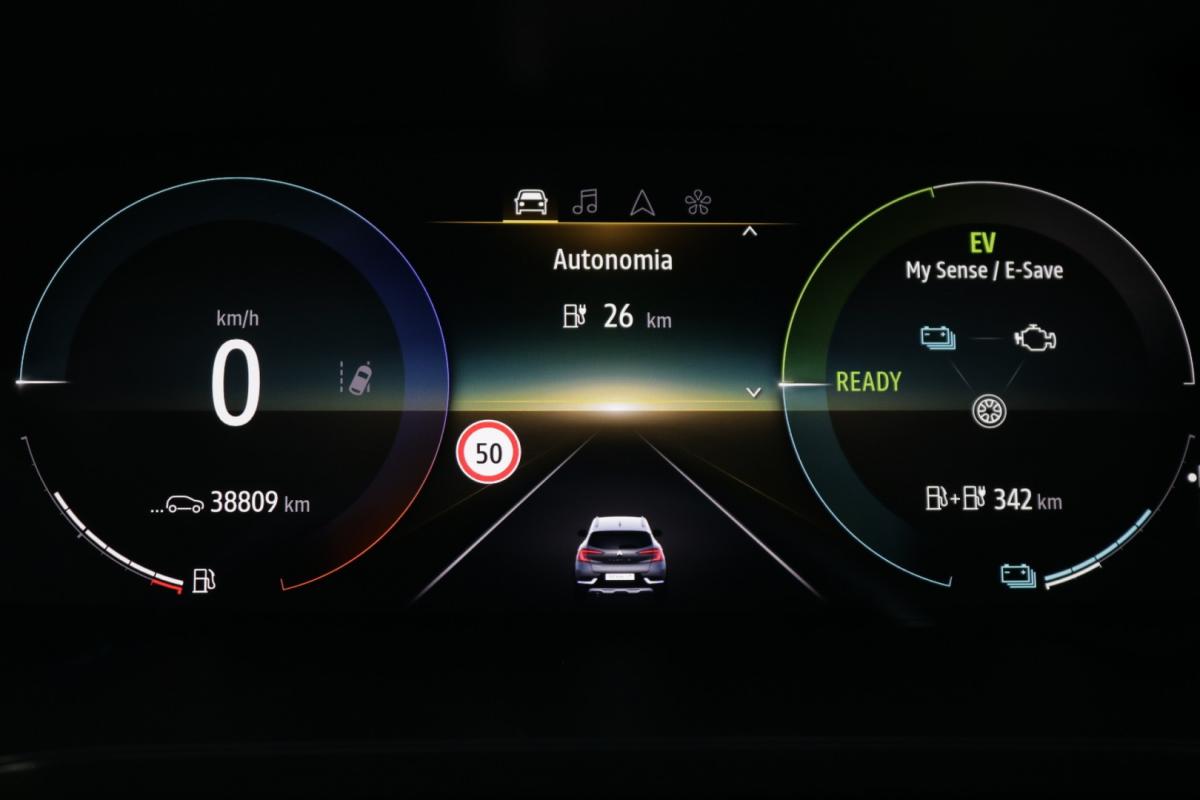 renault-captur-2022-hibrido-1600cc