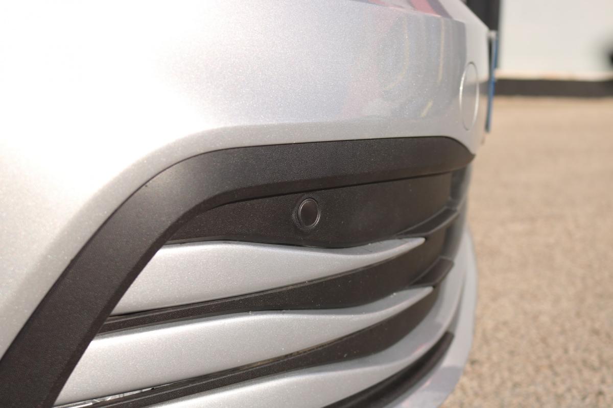 volkswagen-golf-variant-2021-diesel-2000cc