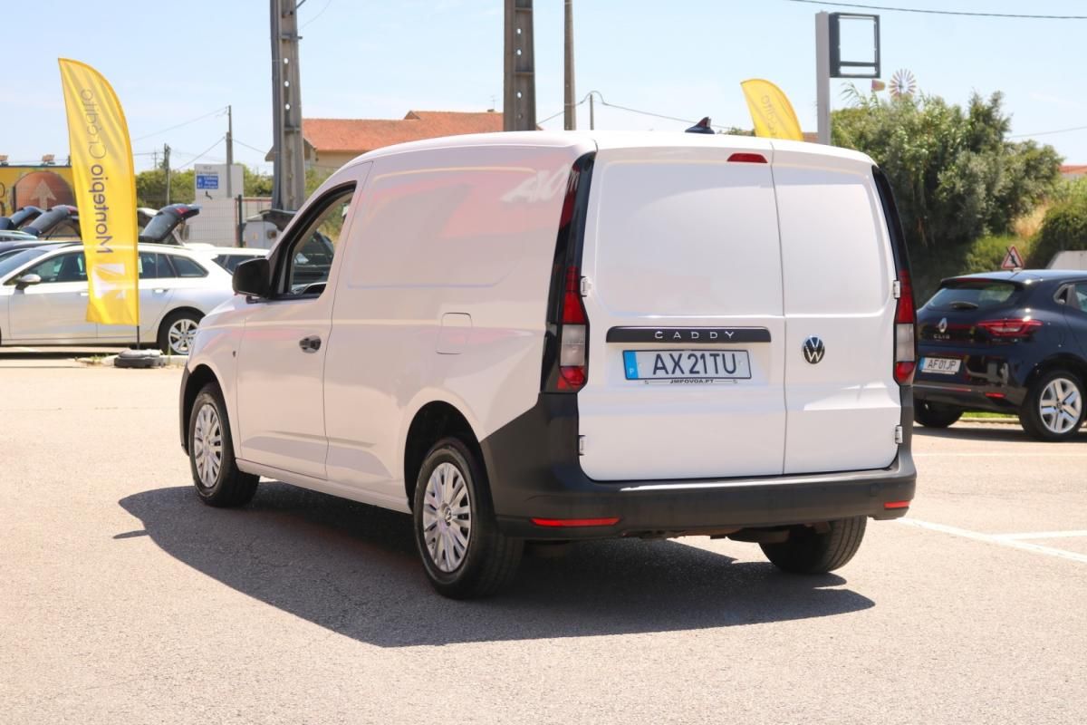 volkswagen-caddy-2023-diesel-2000cc