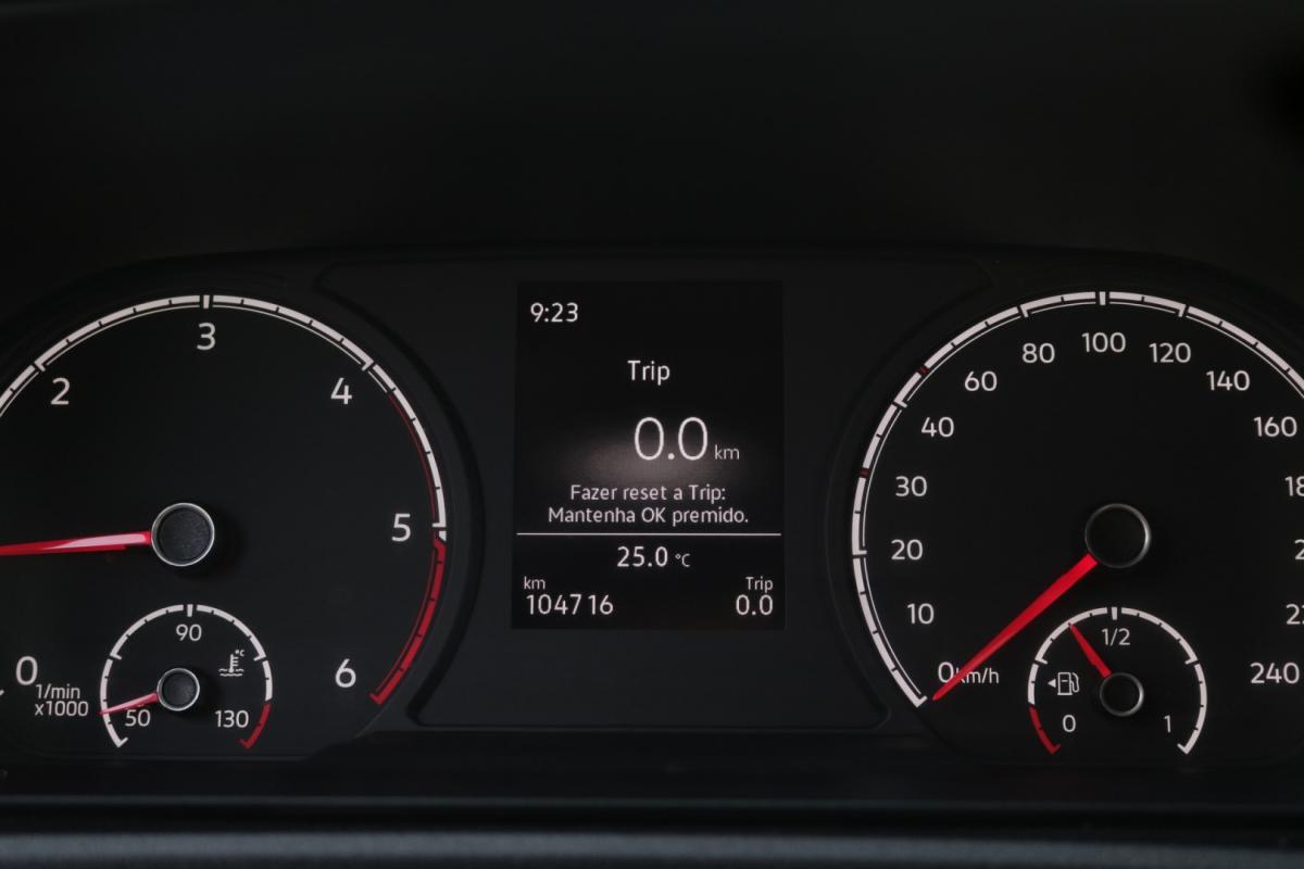 volkswagen-caddy-2023-diesel-2000cc