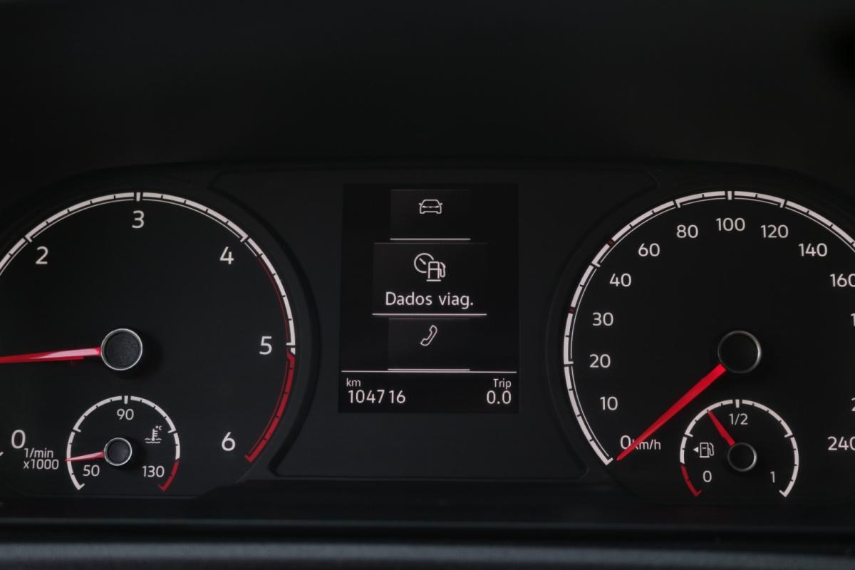volkswagen-caddy-2023-diesel-2000cc