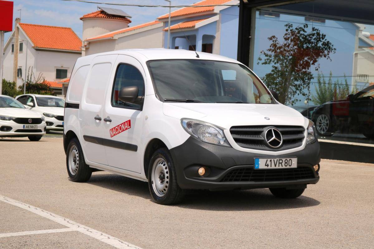 mercedes-benz-citan-2018-diesel-1500cc