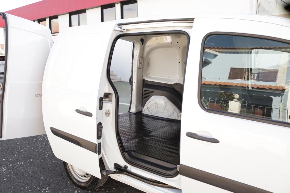 mercedes-benz-citan-2018-diesel-1500cc