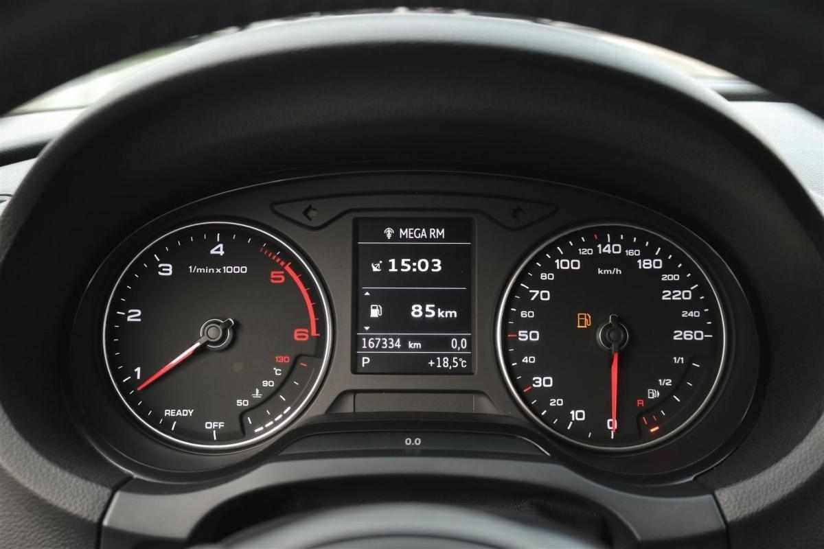 audi-a3-limousine-2017-diesel-1600cc