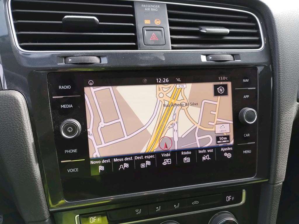 volkswagen-golf-variant-2020-diesel-1600cc