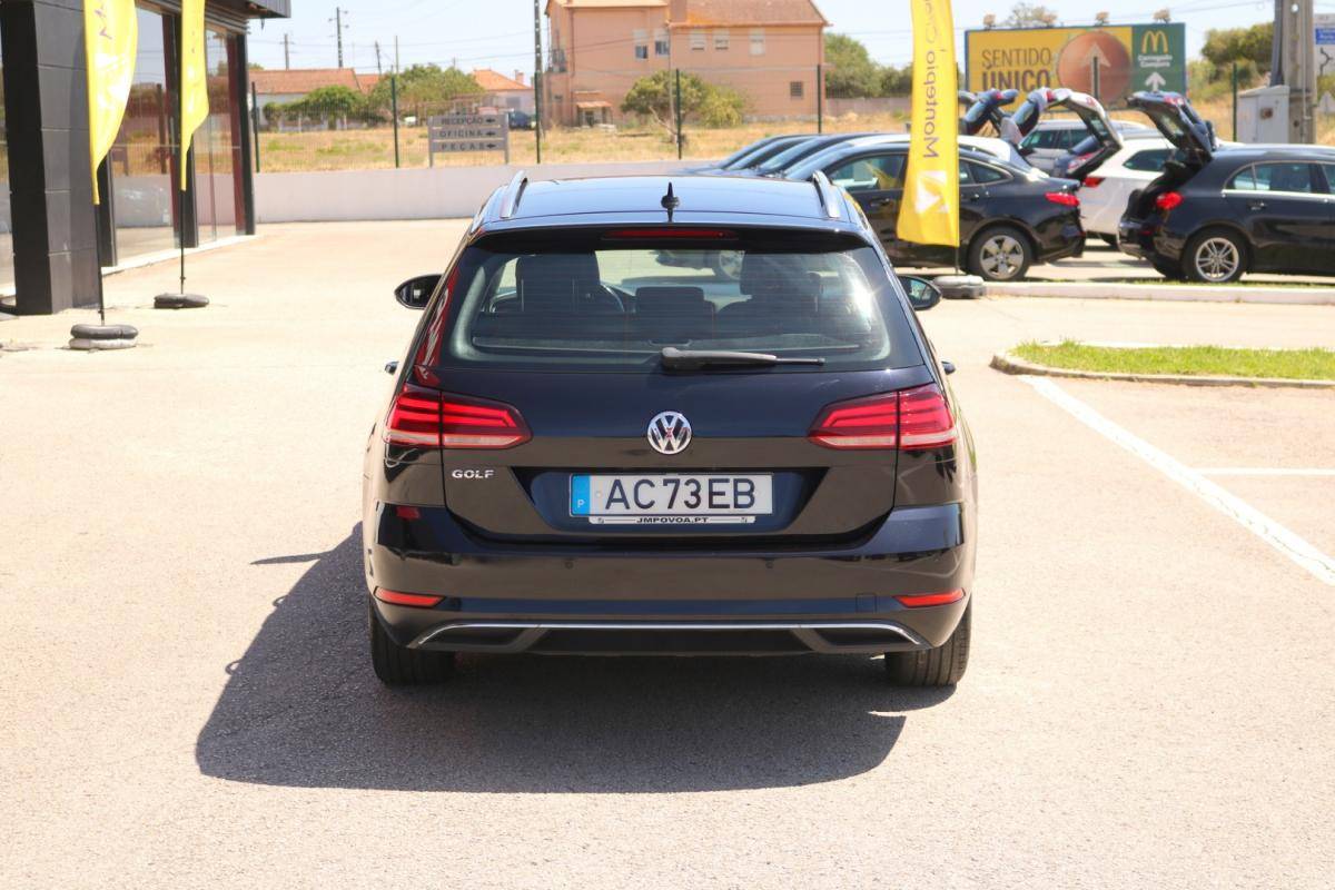 volkswagen-golf-variant-2020-diesel-1600cc