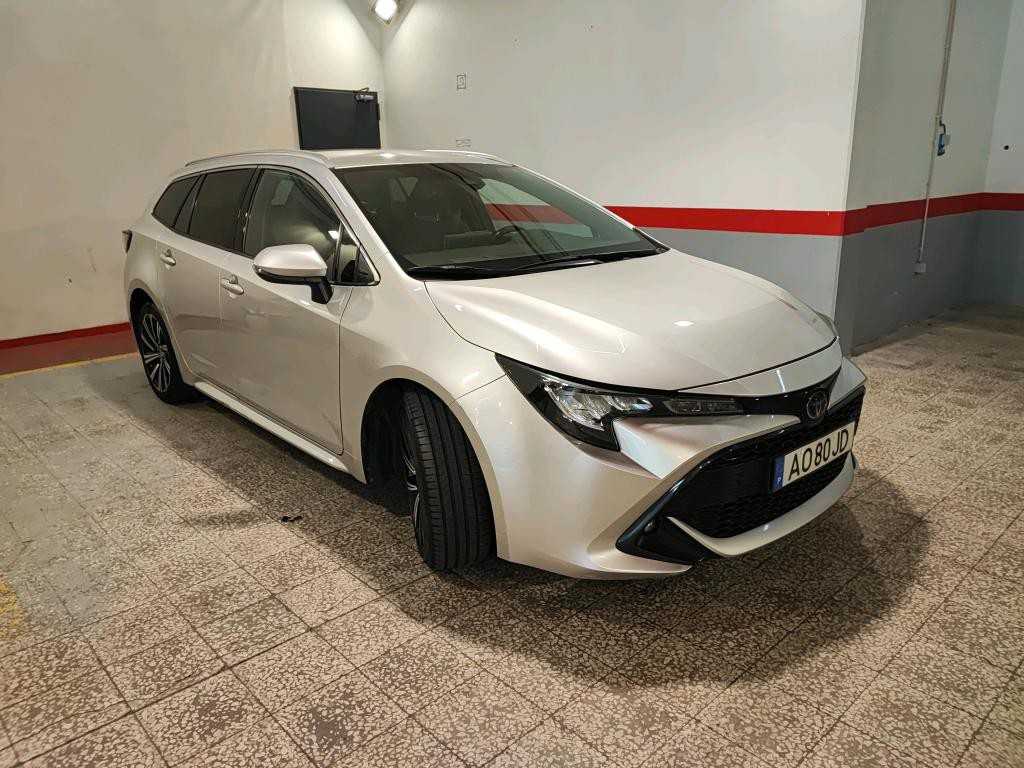 toyota-corolla-2022-hibrido-1800cc