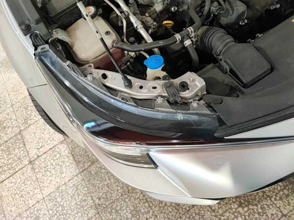 toyota-corolla-2022-hibrido-1800cc