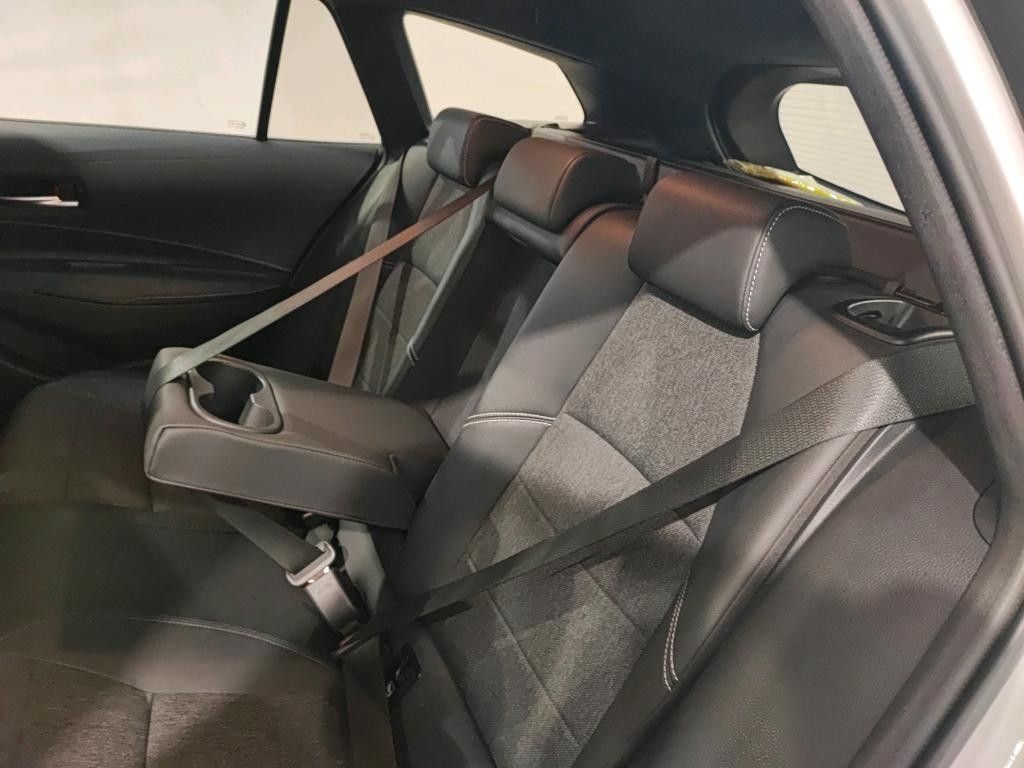 toyota-corolla-2022-hibrido-1800cc