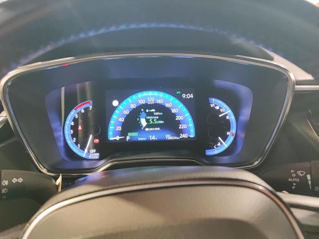 toyota-corolla-2022-hibrido-1800cc