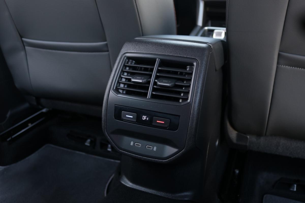 seat-leon-st-2021-diesel-2000cc