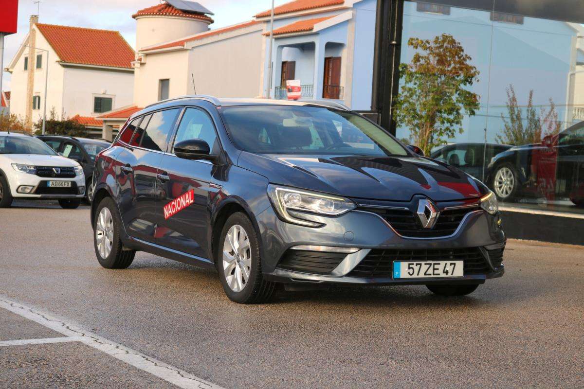 renault-megane-sport-tourer-2019-diesel-1500cc