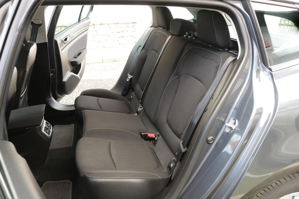 renault-megane-sport-tourer-2019-diesel-1500cc