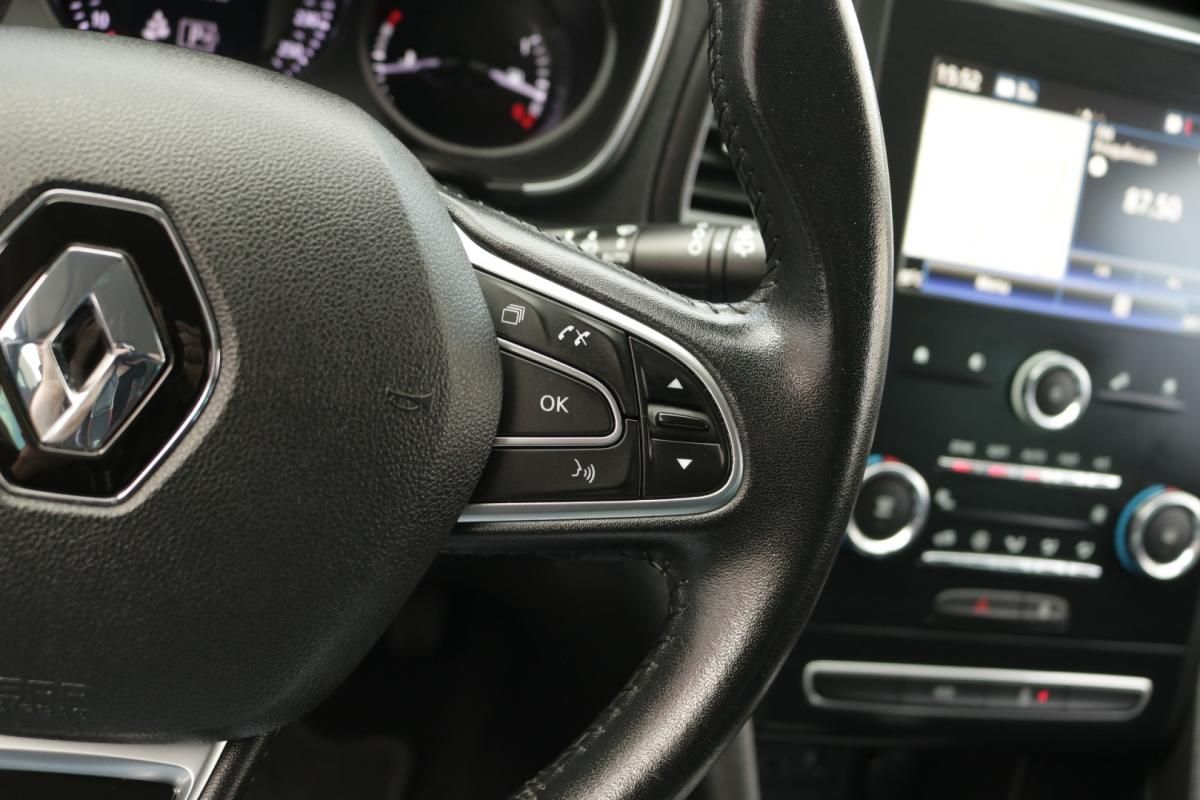 renault-megane-sport-tourer-2019-diesel-1500cc