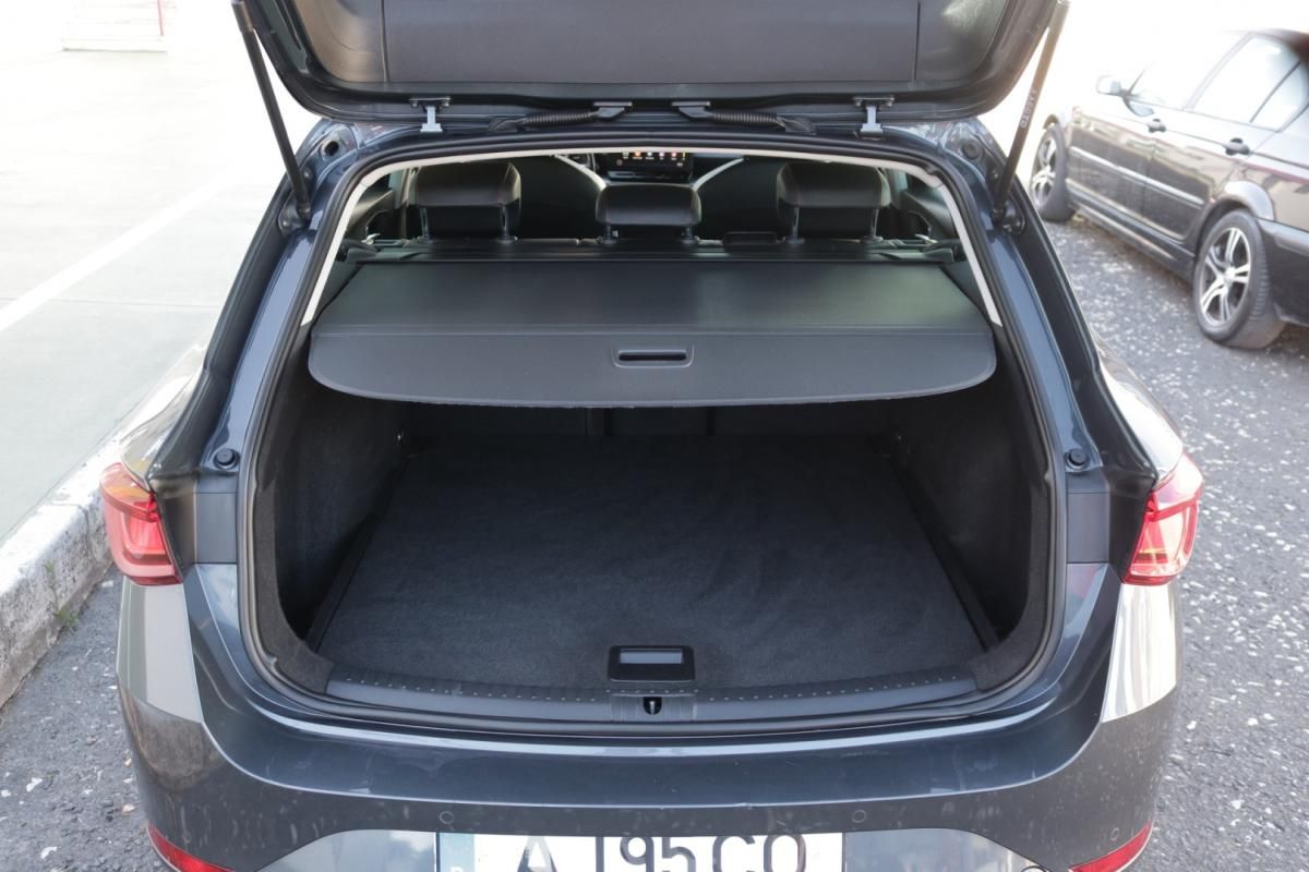 seat-leon-st-2021-diesel-2000cc